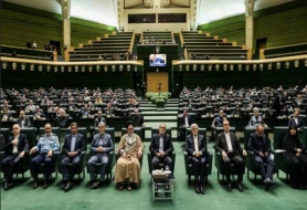 İran Parlamenti Nazirlər Kabinetinin yeni tərkibini təsdiqlədi