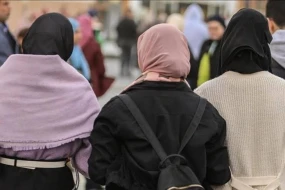 Hicab qadağasından sonra bütün xarici geyimlərə qadağa qoyuldu