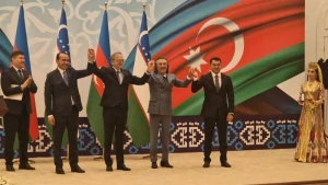 Daşkənddə sənətçilərə fəxri adlar təqdim olundu - FOTOLAR