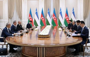 Prezidentlərin məhdud tərkibdə görüşü başladı 