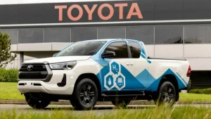 \"Toyota\" və BMW yeni ittifaq yaradacaq