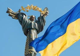 Kiyevdə Ukraynanın əsas bayrağı bayraq dirəyindən itdi 