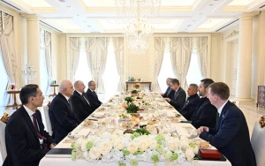 İlham Əliyev Minnixanovla birgə nahar etdi