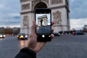 Selfi çəkdirmək istəyərkən az qala öləcəkdi - FOTO/VİDEO