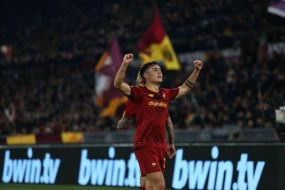 \"Qalatasaray\" bu qış məşhur futbolçunu transfer etmək istəyir