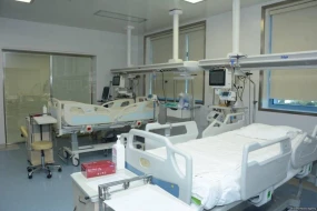 \"Yeni Klinika\"da müalicəsi davam edən yaralıların SON VƏZİYYƏTİ NECƏDİR?