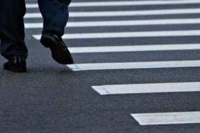 Yük avtomobili piyadanı vurub öldürdü