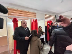 Prezidentliyə namizəd Fuad Əliyev səs verdi