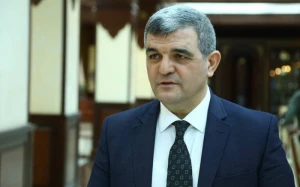 Prezidentliyə namizəd Fazil Mustafa səs verdi
