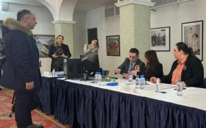 Azərbaycanın Rusiyadakı səfirliyində səsvermə başladı