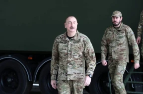 Prezidentlə oğlu “Akıncı” hücum PUA-larının uçuşunu izlədi - YENİLƏNDİ (VİDEO)