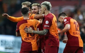 \"Qalatasaray\" liderliyə yüksəldi