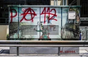 Məbədin divarına simvol çəkən fəal haqqında reportaj hazırlayan 2 jurnalist həbs olundu