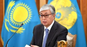 Tokayev Qətərə rəsmi səfərə getdi 