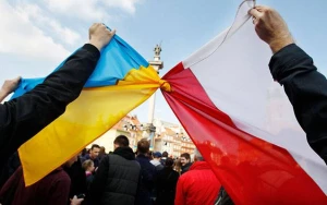 Polşa və Ukrayna sərhəd blokadasını müzakirə etdi