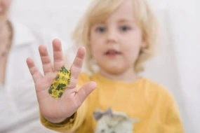 Bu ölkədə konfet yeyən uşaq boğulub öldü