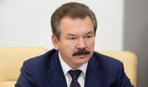 Tanınmış iş adamı axtarışa verildi 