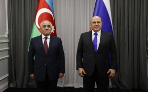 Mişustin Əsədova zəng etdi