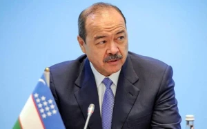 Özbəkistanın Baş naziri Əli Əsədovu təbrik etdi