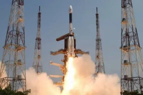 Hindistan yeni nəsil hava peykini orbitə çıxardı