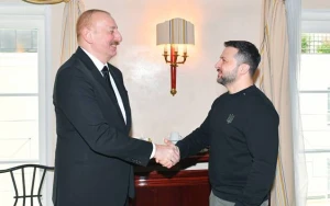 İlham Əliyev Zelenski ilə görüşdü - YENİLƏNDİ / FOTO