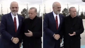 Ərdoğan Albaniyanın baş nazirinin palto geyinməməsinə təəccübləndi: “Soyuq deyilmi?”