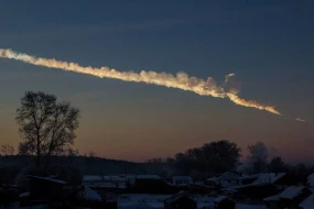 İnsan nəzarətindən çıxan 2 tonluq peyk Yerə düşdü - FOTO