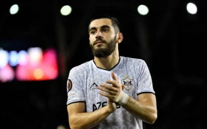“Qarabağ”ın futbolçusu 100-cü oyununa çıxdı