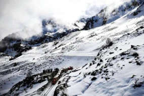 Fransada qar uçqunu olub: Ölən və yaralananlar var