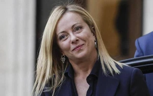 İtaliyanın Baş naziri yarım qalan arzularından danışıb