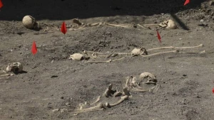 Xocalıdakı kütləvi məzarlıqdan daha bir azyaşlının qalıqları TAPILDI