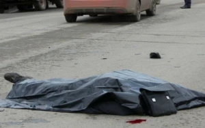 Azərbaycanda maşın naməlum piyadanı vuraraq öldürdü
