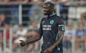 \"Adana Demirspor\"un futbolçusu 4 aydır maaş ala bilmir