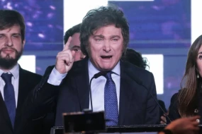 Məhkəmə Prezident Mileyin qərarına qarşı çıxdı