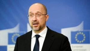 Ukrayna Baş naziri Yaponiyaya gedir 