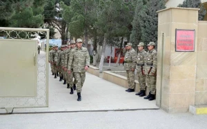 Azərbaycan Ordusunun bir qrup hərbçisi ehtiyata buraxıldı