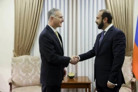 Mirzoyan Blinkenin müşaviri ilə danışıqlar apardı 
