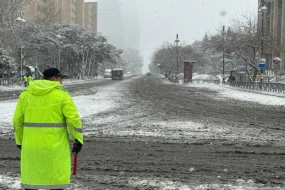 BDYPİ qarlı hava ilə bağlı sürücülərə müraciət etdi