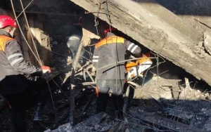 Dağıntılar altından çıxarılanların sayı 9 oldu - YENİLƏNDİ (FOTOLAR)