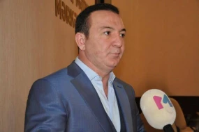 Əməkdar artistdə SƏRT REAKSİYA: \"Başlarından böyük qələt edirlər…\"