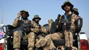 Pakistan Silahlı Qüvvələri yüksək döyüş hazırlığı vəziyyətinə gətirildi
