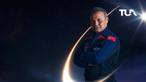 Ekipaj kosmik stansiyaya çatdı - VİDEO