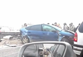 “Prius” “Mercedes”lə toqquşdu - VİDEO