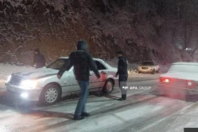 Kəlbəcərə gedən yolda TIXAC yarandı 