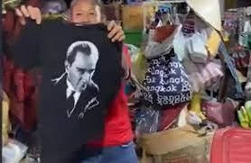 Taylandlı qadın “Mustafa Kamal” deyə qışqıraraq İzmir marşını oxudu - VİDEO