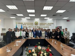 Qazaxıstanda \"Heydər Əliyev və gənclər siyasəti\" mövzusunda beynəlxalq konfrans keçirildi - FOTOLAR