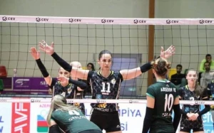 “Baş məşqçinin fərqli təlimatları ilə oyunu çevirməyi bacardıq”