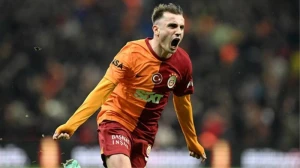 Məşhur futbolçu canlı yayımda hakimin ona dediyi sözləri ifşa etdi