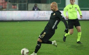 Coşqun Diniyev 83 dəqiqə oynadı