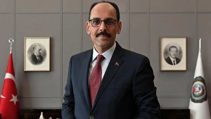 İbrahim Kalın Ərbildə Bərzani ilə görüşdü
